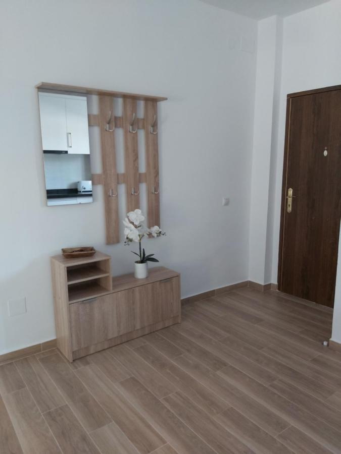 Apartamento La Casa Del Abuelo Nerja Luaran gambar
